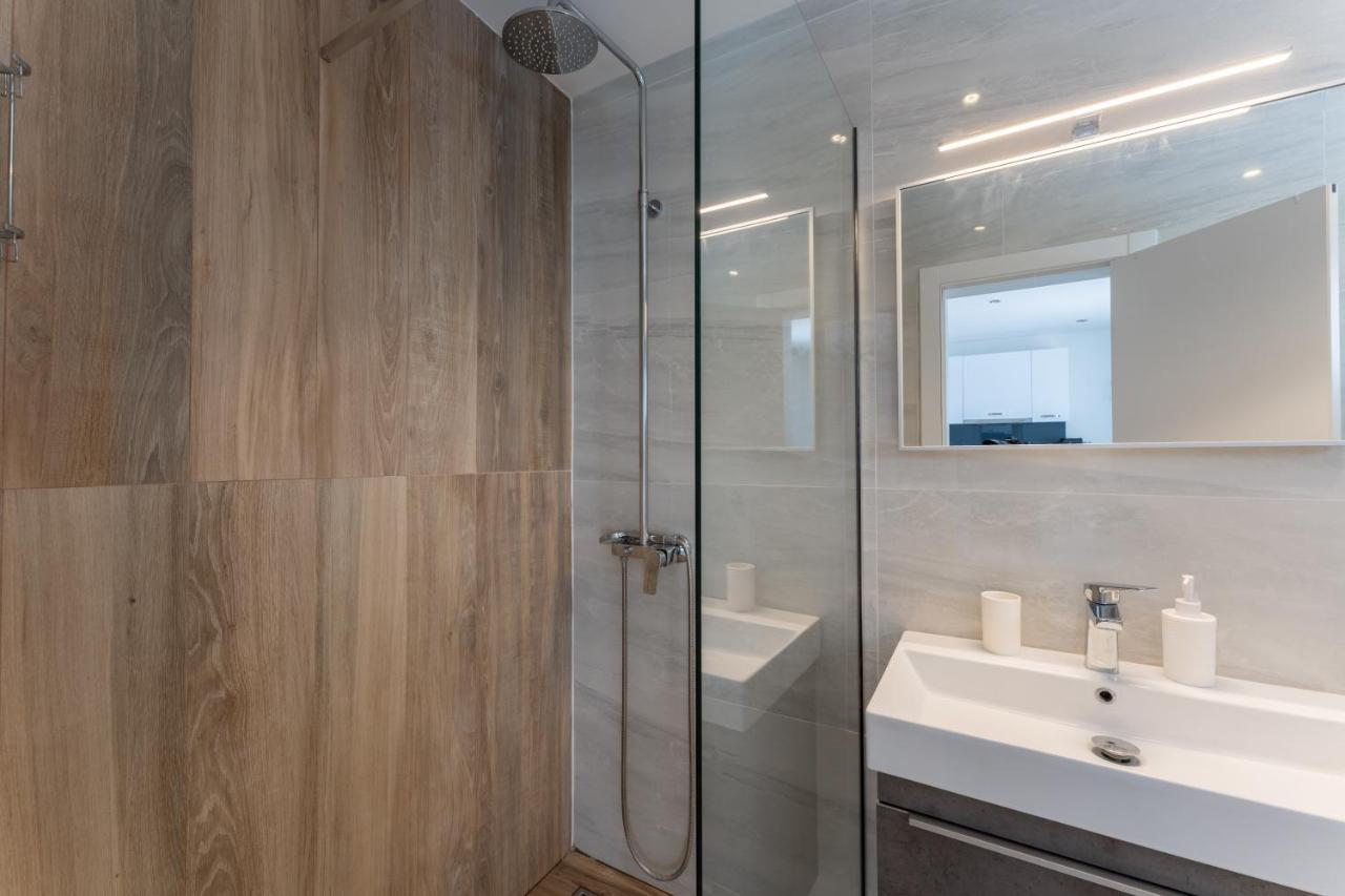 Bernie Apartments With A Pool Zadar Exterior foto